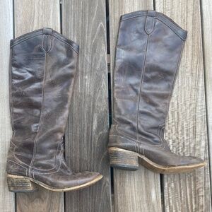 Steve Madden Brown Tall Brown Leather Distressed Western Boots 9